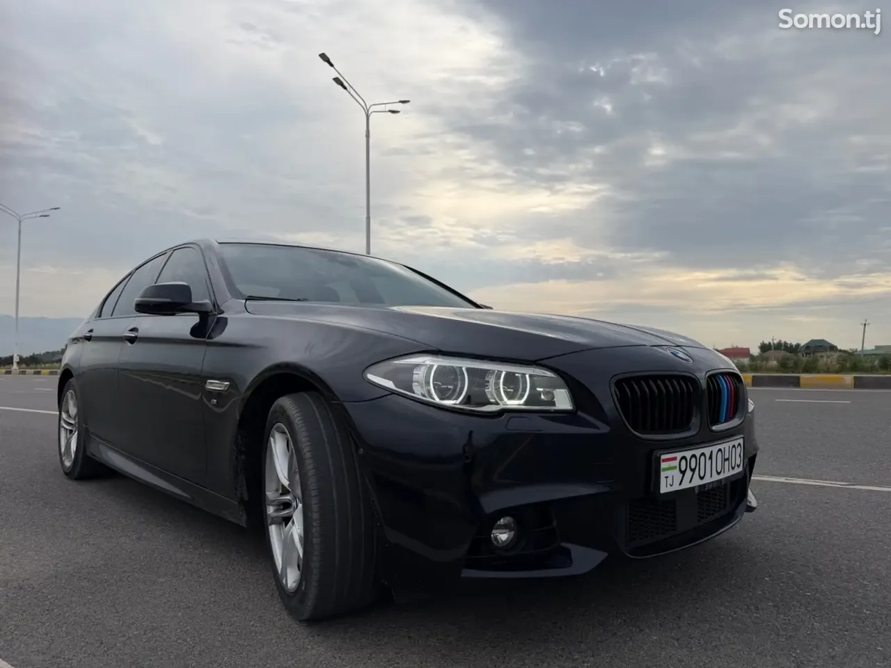 BMW 5 series 2016 · 2.0 AT