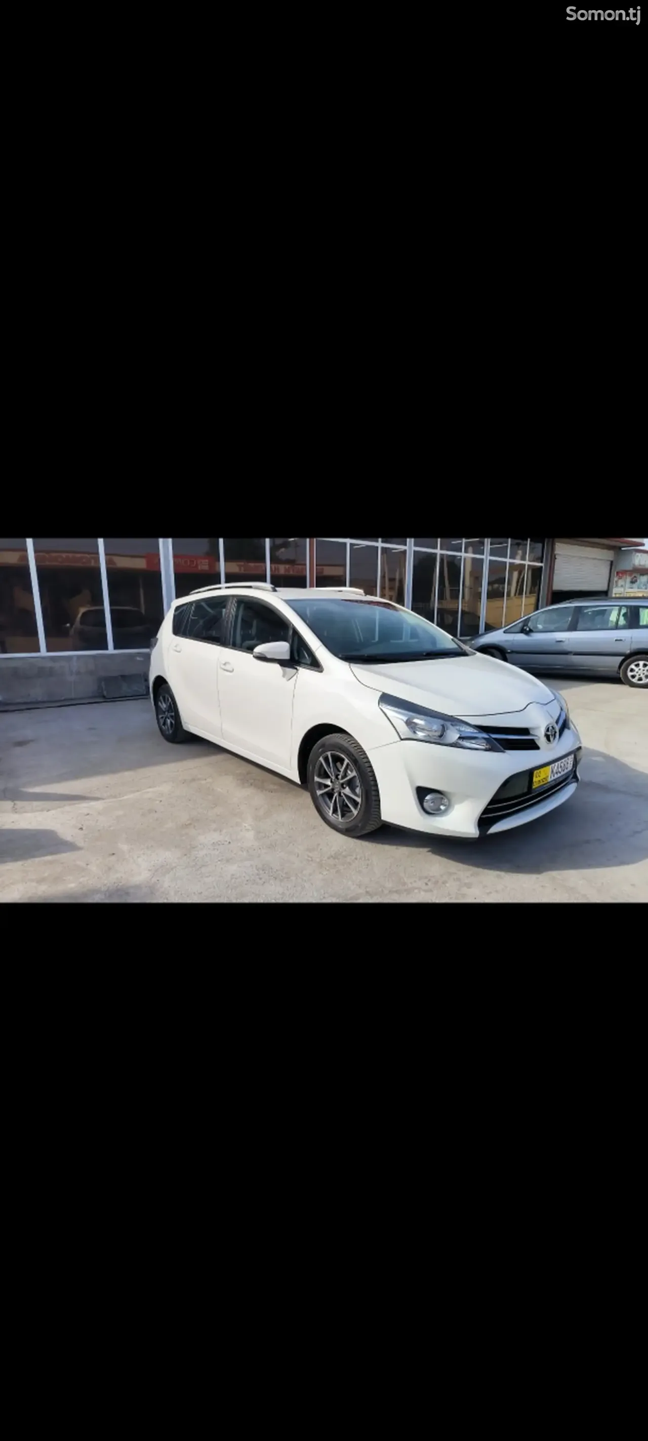 Toyota Verso 2014 · 1.8 MT