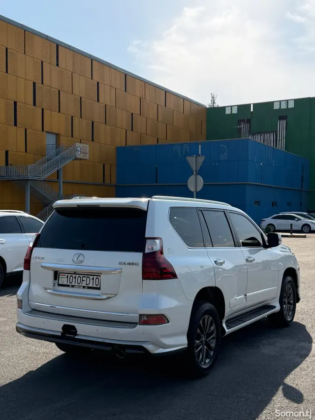 Lexus GX series 2018 · 4.6 AT