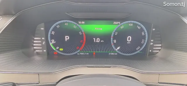 Skoda Superb 2024 · 2.0 AT