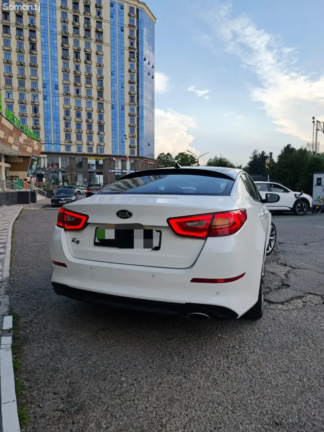 Kia K5 2014 · 2.0 AT
