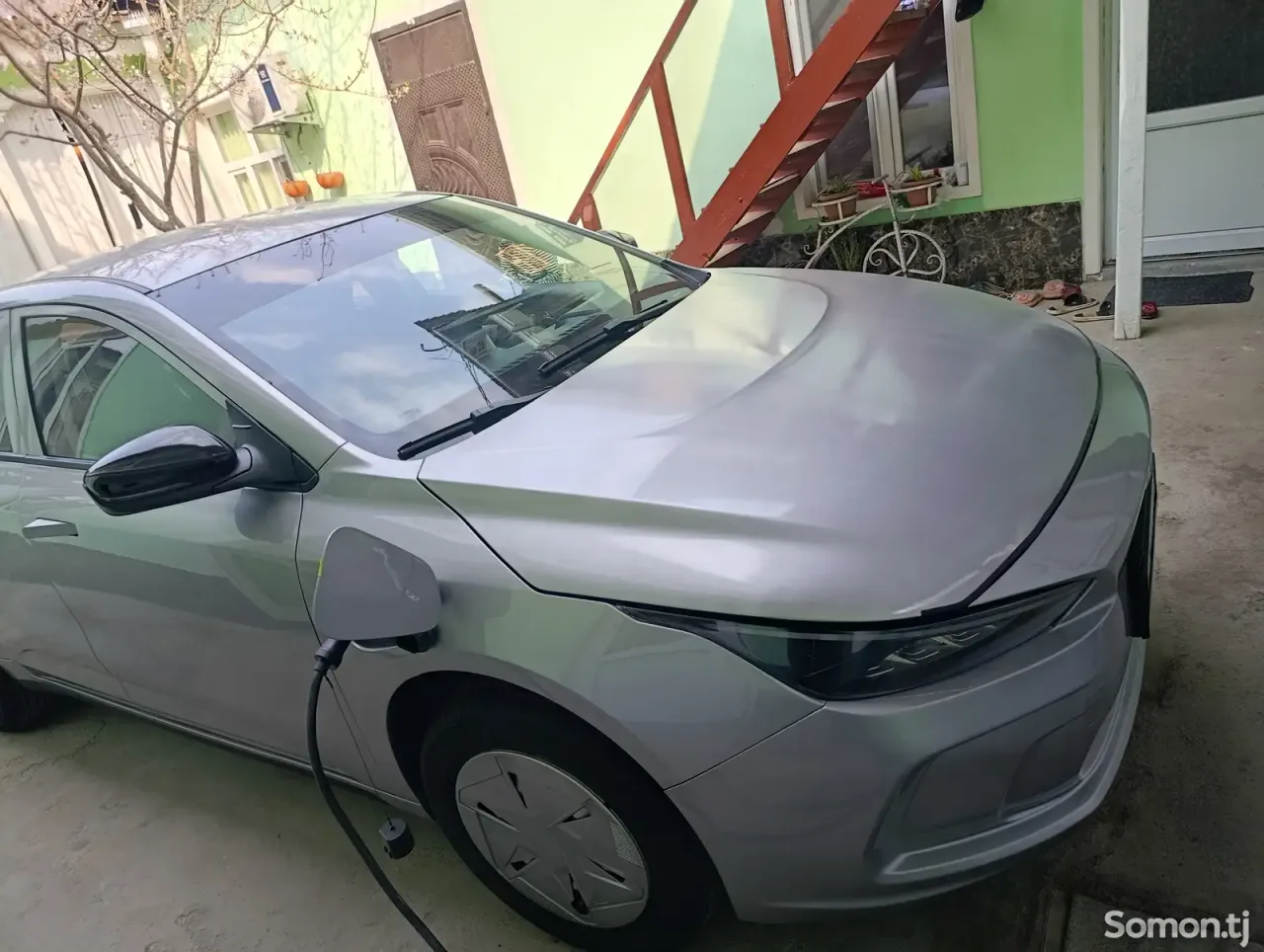 Geely Geometry E 2024 · AT