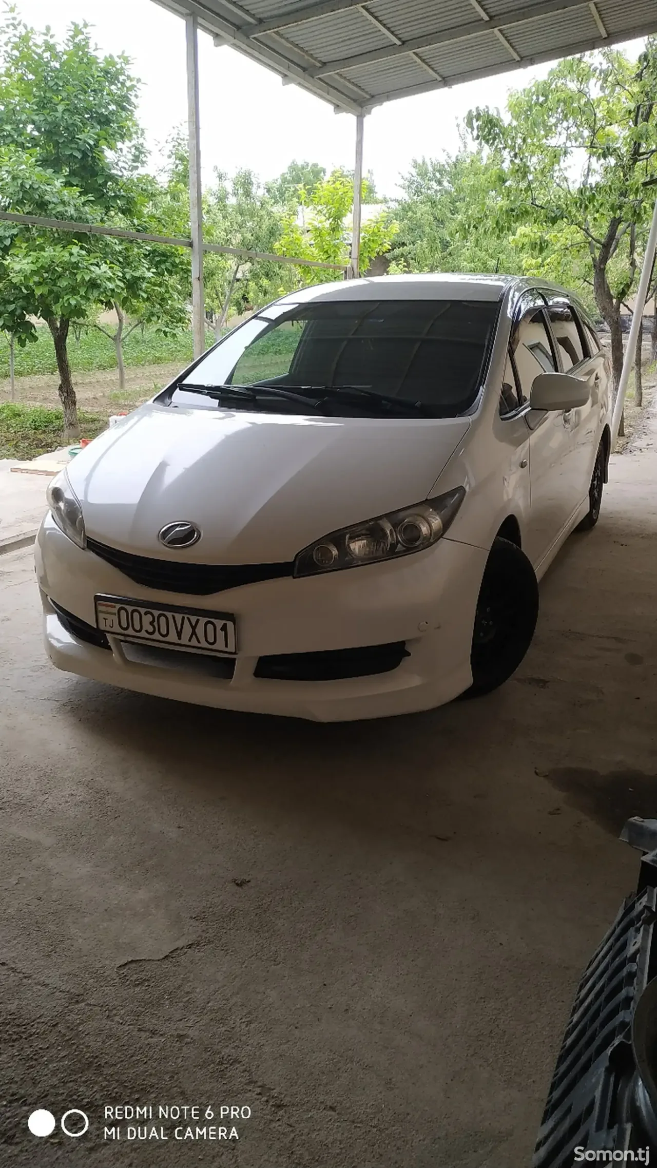 Toyota Wish 2011 · 1.8 AT