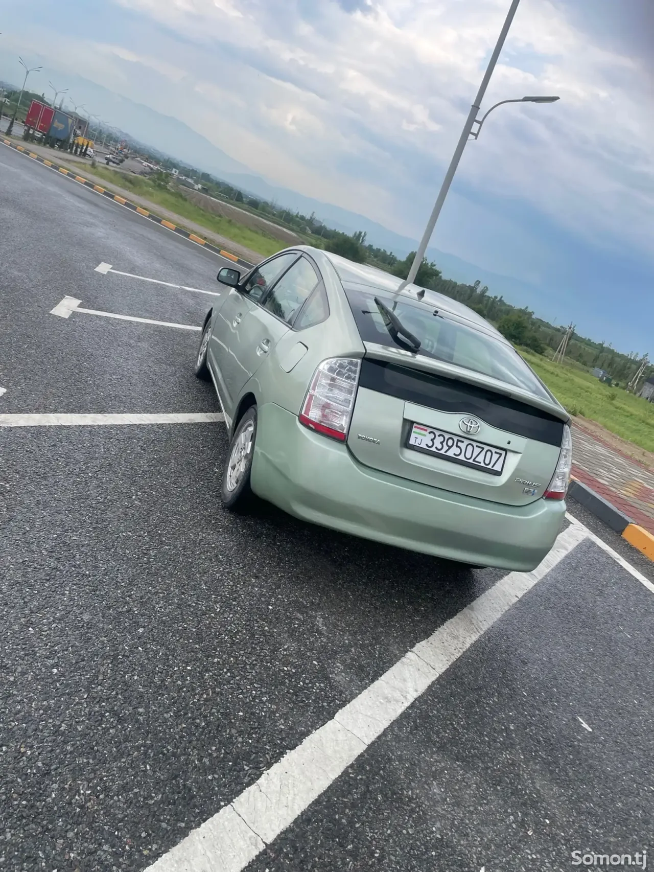 Toyota Prius 2006 · 1.6 AT