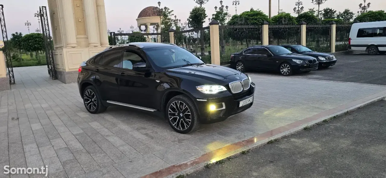 BMW X6 2011 · 3.5 AT