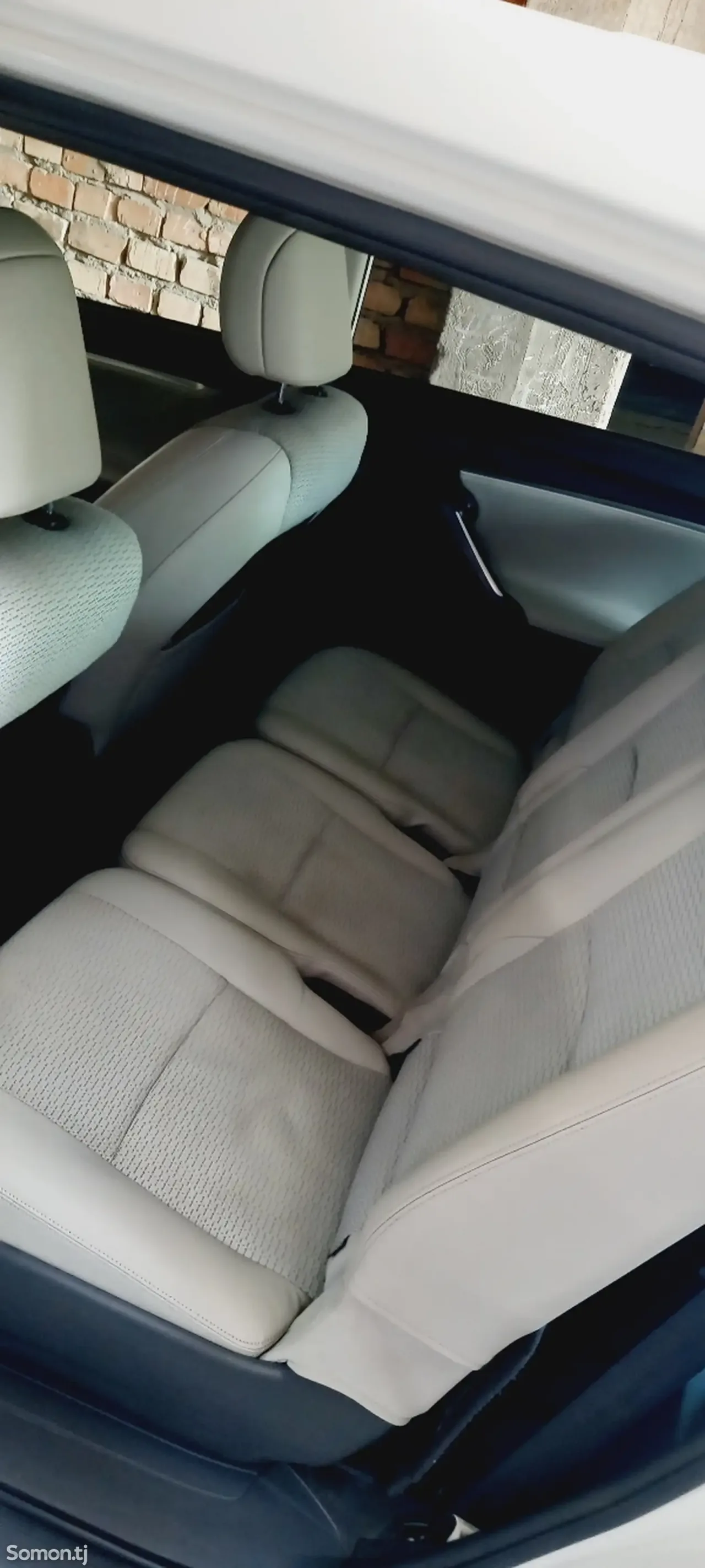 Toyota Verso 2015 · 1.6 MT