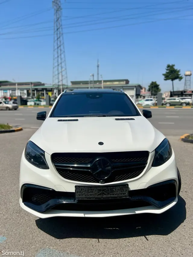 Mercedes-Benz GLE class 2017 · 3.5 AT