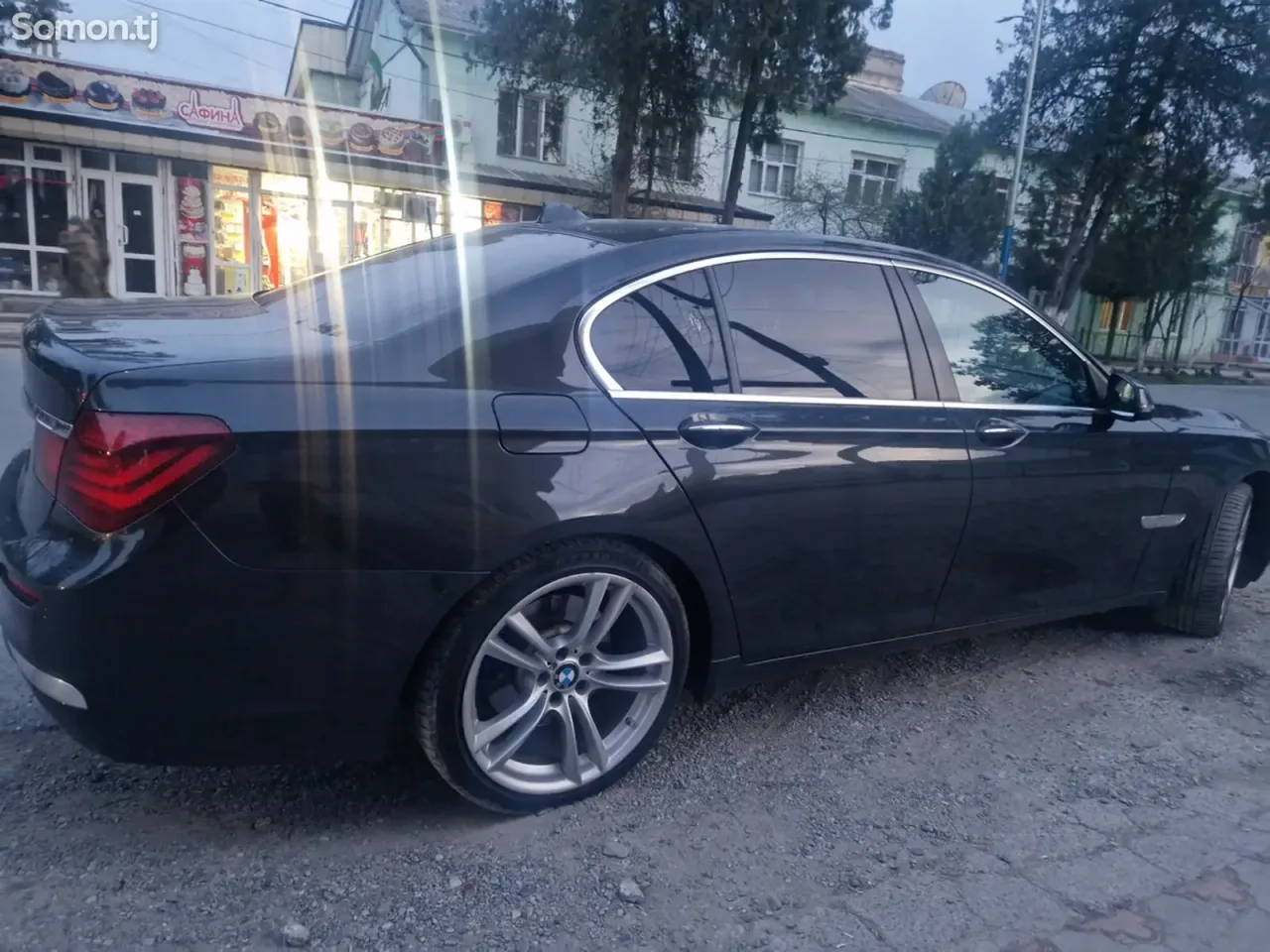 BMW 7 series 2014 · 3.0 AT