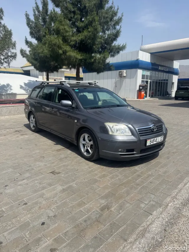 Toyota Avensis 2006 · 1.8 MT