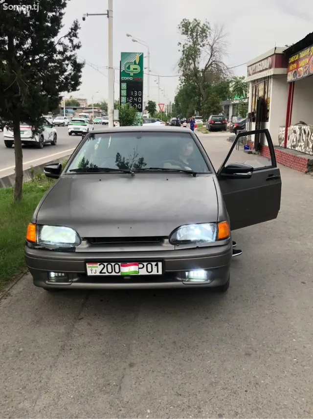 Lada (ВАЗ) 2115 2001 · 1.5 MT