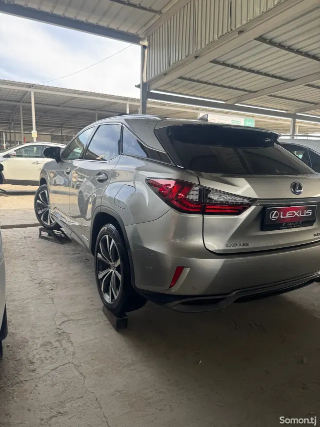 Lexus RX series 2018 · 4.5 AT