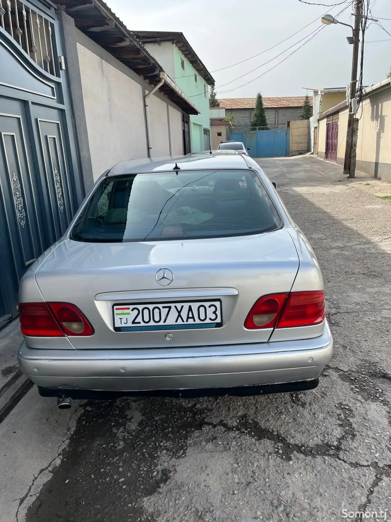 Mercedes-Benz B class 1997 · 2.2 MT