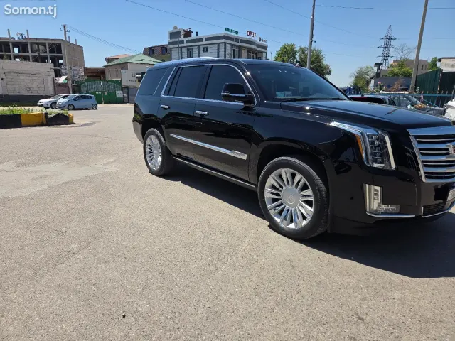 Cadillac Другая модель 2018 · 6.2 AT