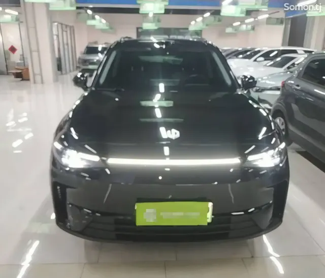 Leapmotor C16 2026 · AT