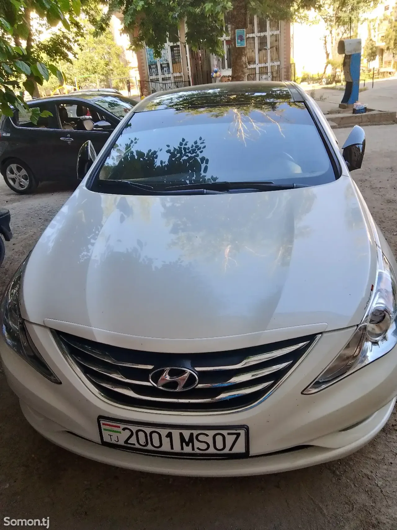 Hyundai Sonata 2011 · 2.0 AT