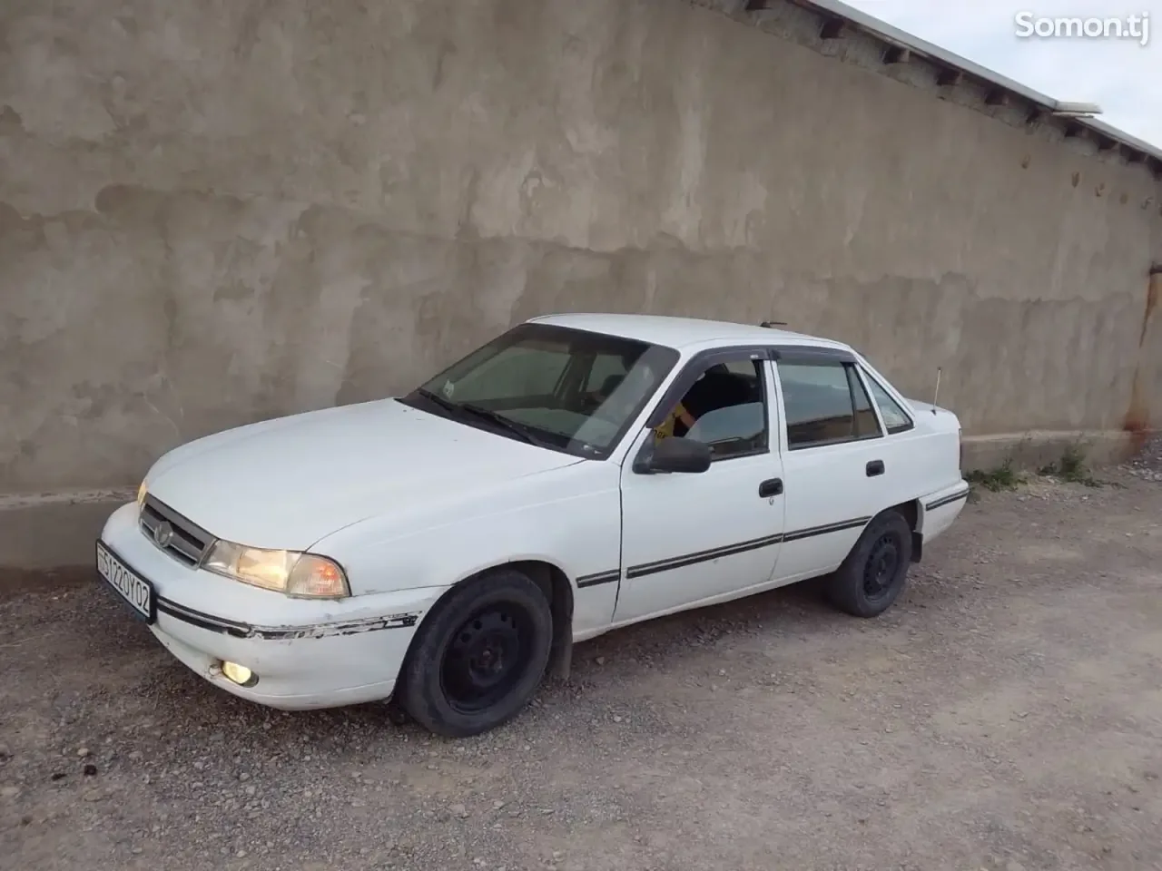 Daewoo Nexia 1994 · 1.5 MT