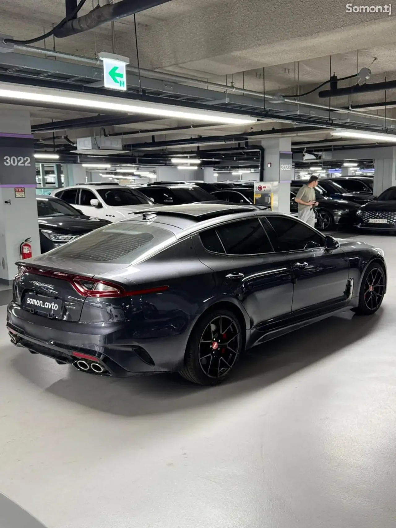 Kia Stinger 2018 · 2.0 AT