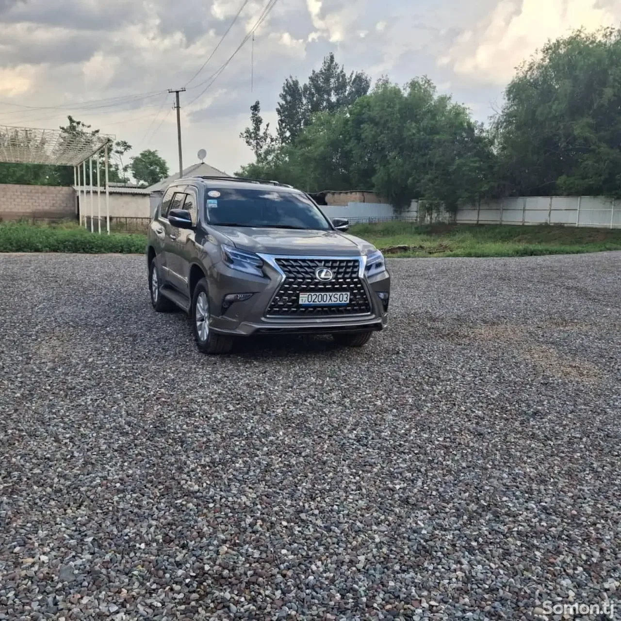 Lexus GX series 2012 · 4.6 AT