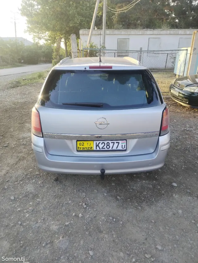 Opel Astra H 2007 · 1.9 MT