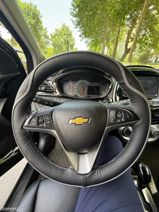 Chevrolet Spark 2016 · 0.8 AT