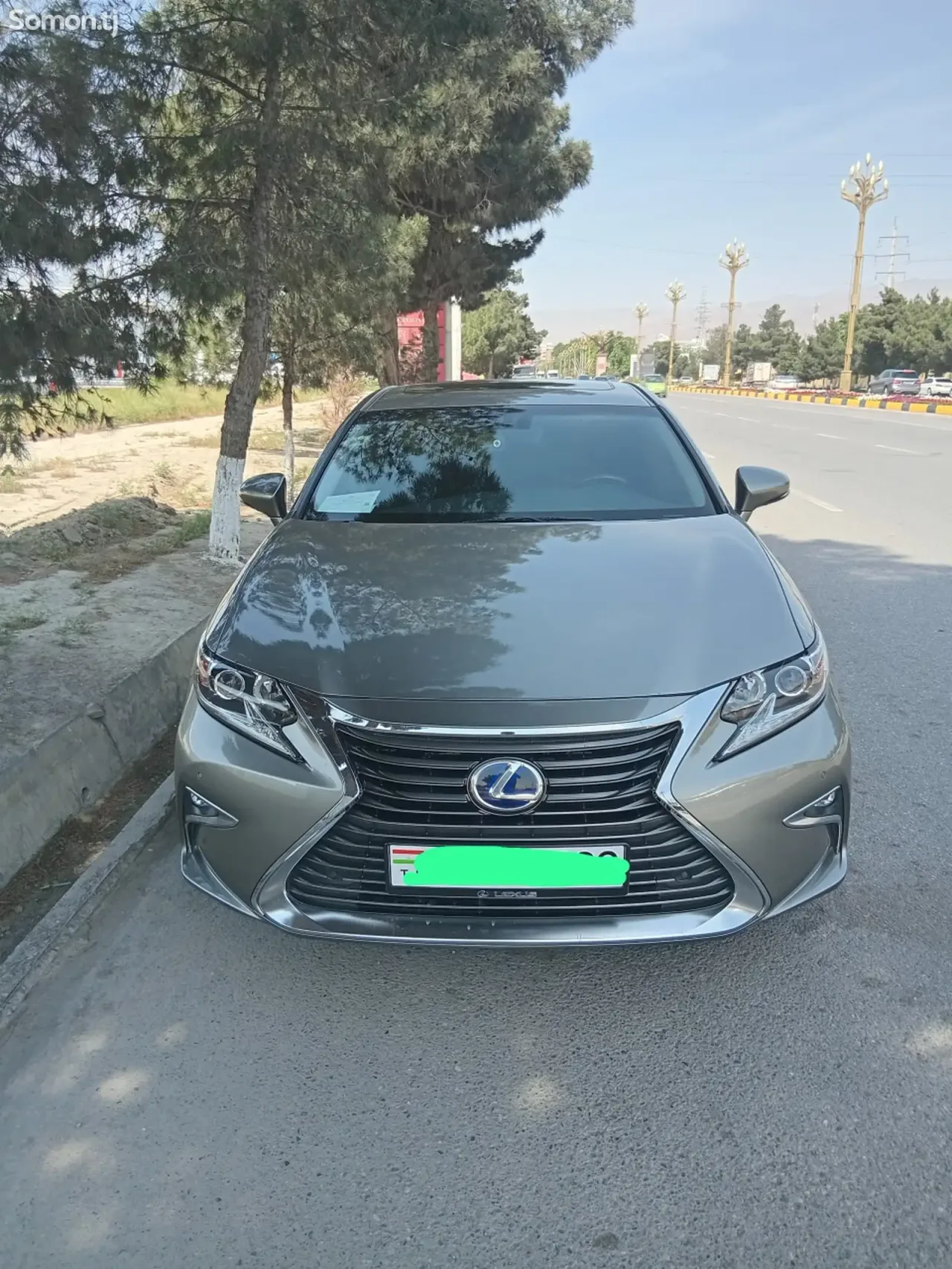 Lexus ES series 2017 · 3.0 AT