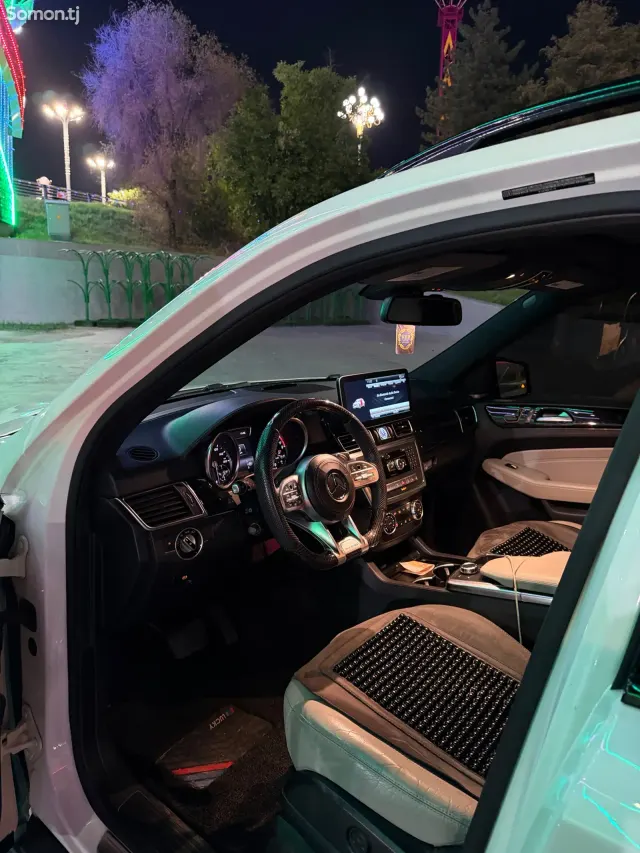 Mercedes-Benz ML class 2014 · 5.5 AT