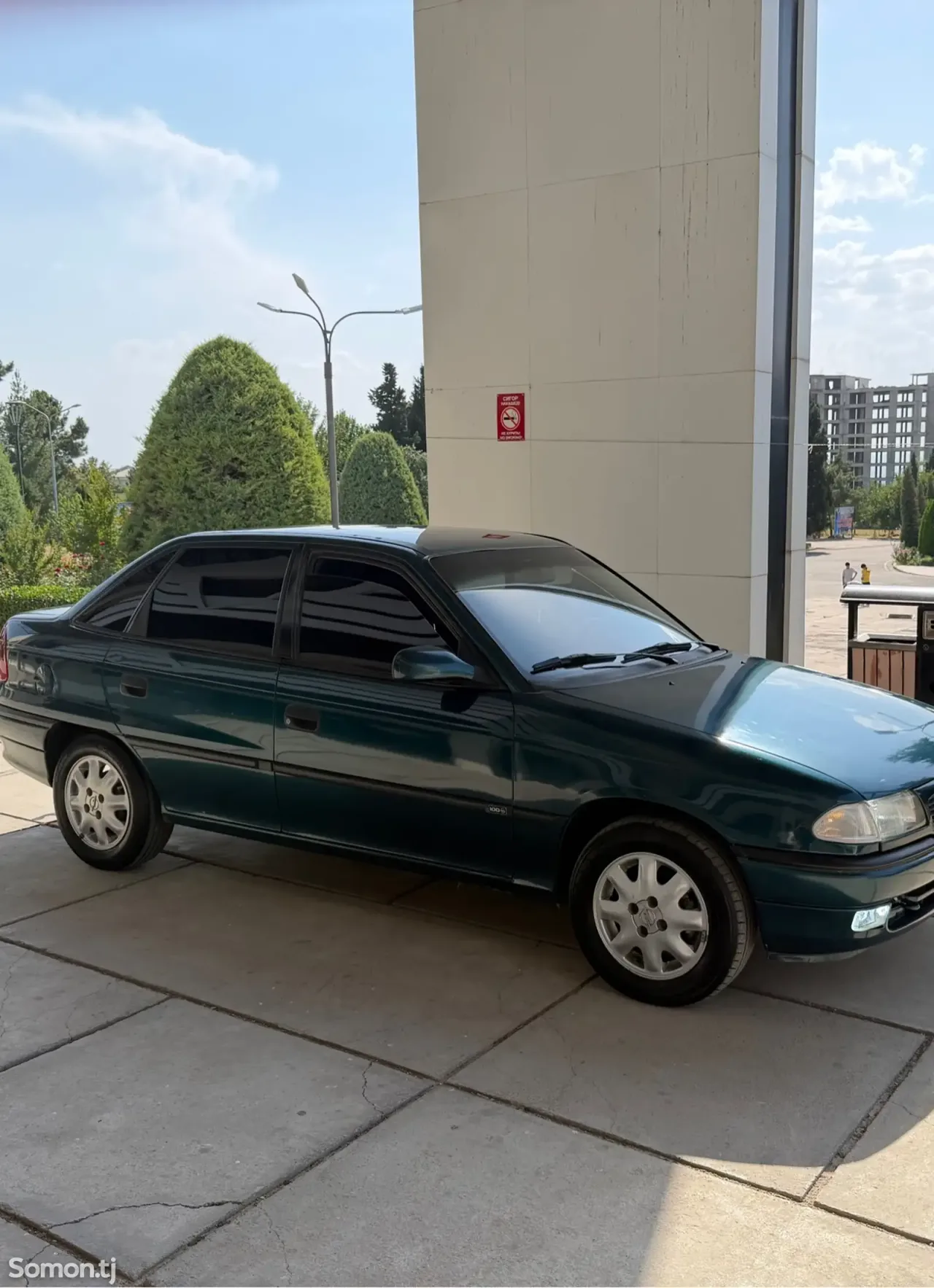 Opel Astra F 1997 · 1.6 MT