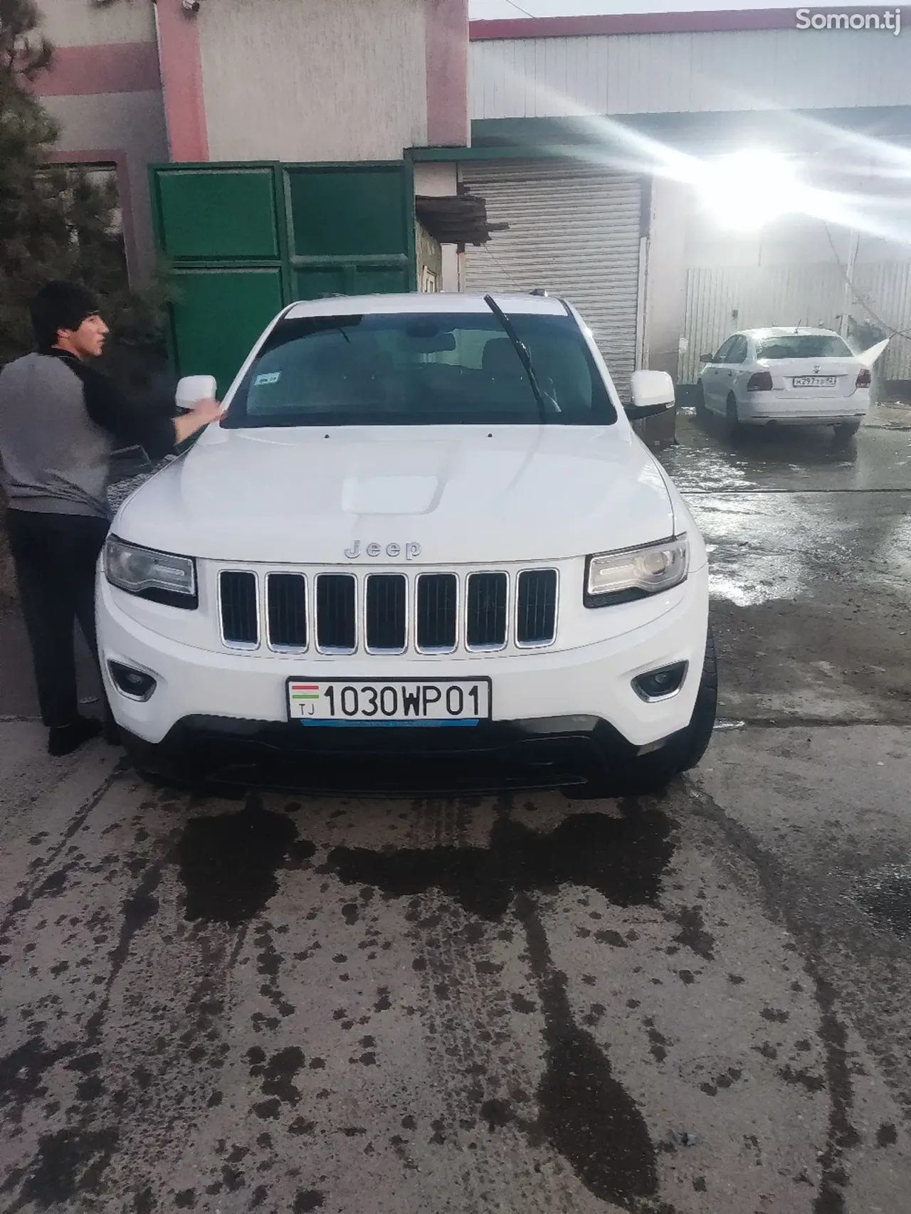Jeep Grand Cherokee 2014 · 5.7 AT