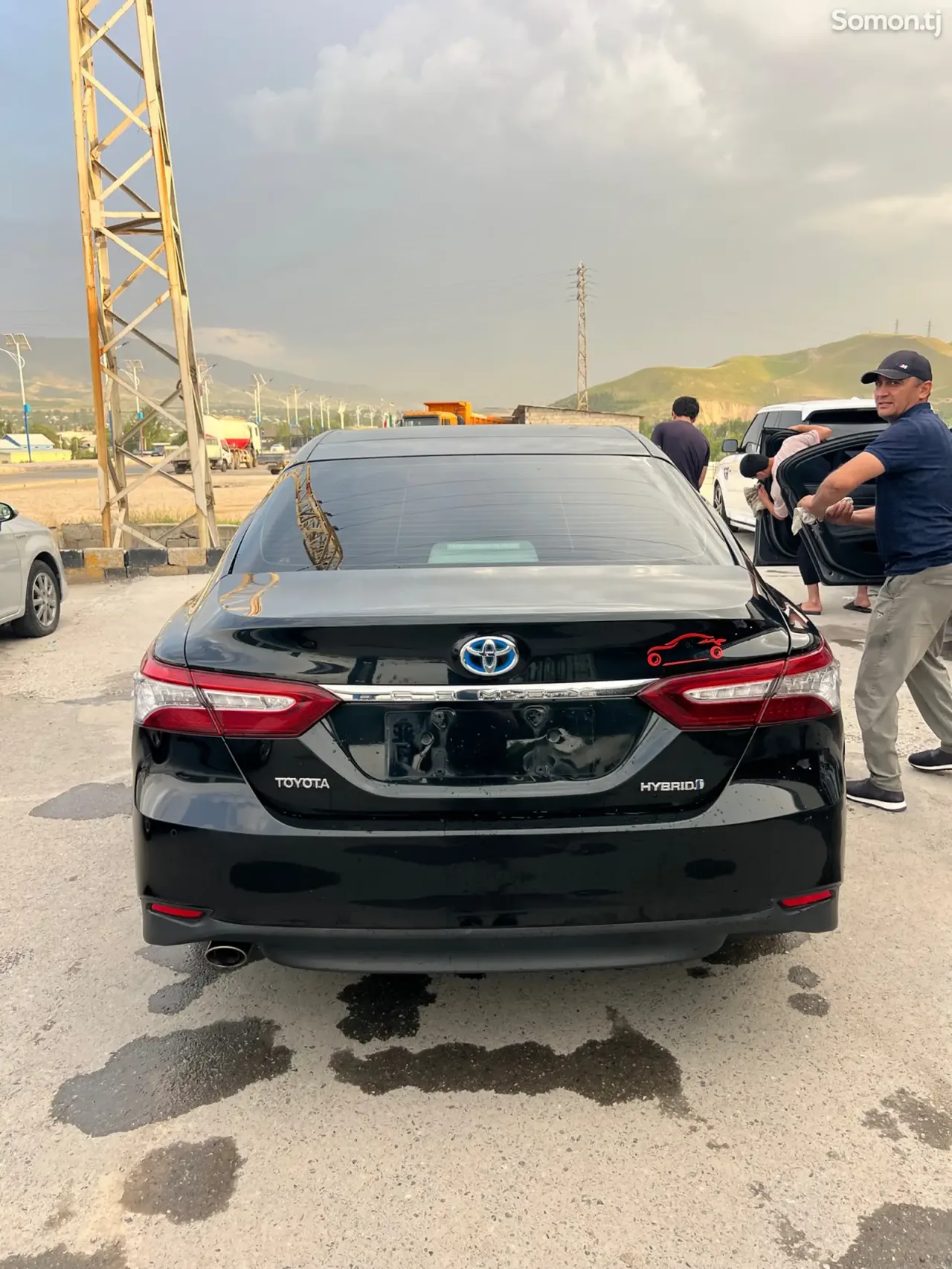 Toyota Camry 2019 · 2.5 AT