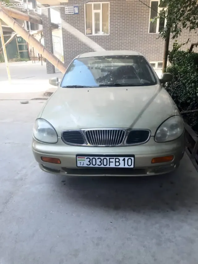 Daewoo Leganza 1997 · 1.8 MT