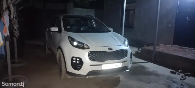 Kia K5 2017 · 1.6 AT