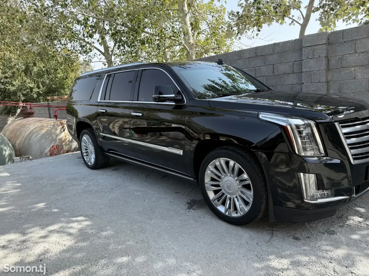 Cadillac Другая модель 2018 · 6.2 AT