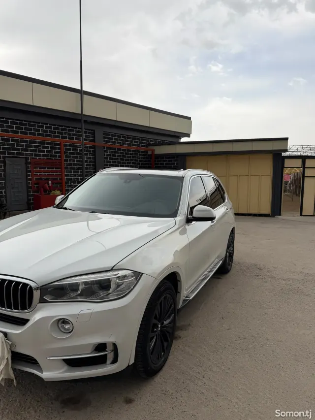 BMW X5 2014 · 3.0 AT