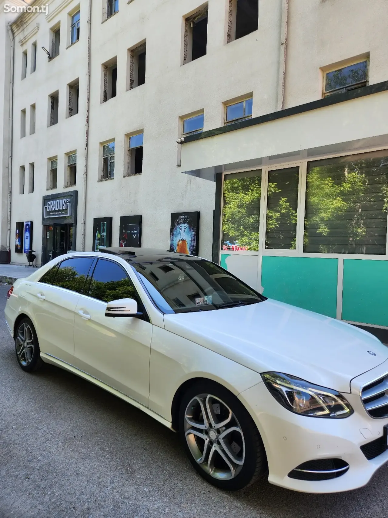 Mercedes-Benz E class 2014 · 2.5 AT