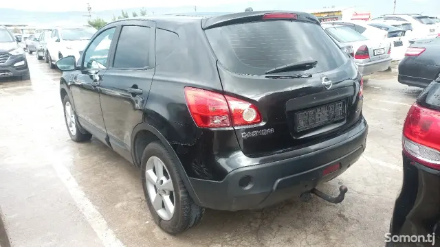 Nissan Qashqai 2008 · 0.8 MT