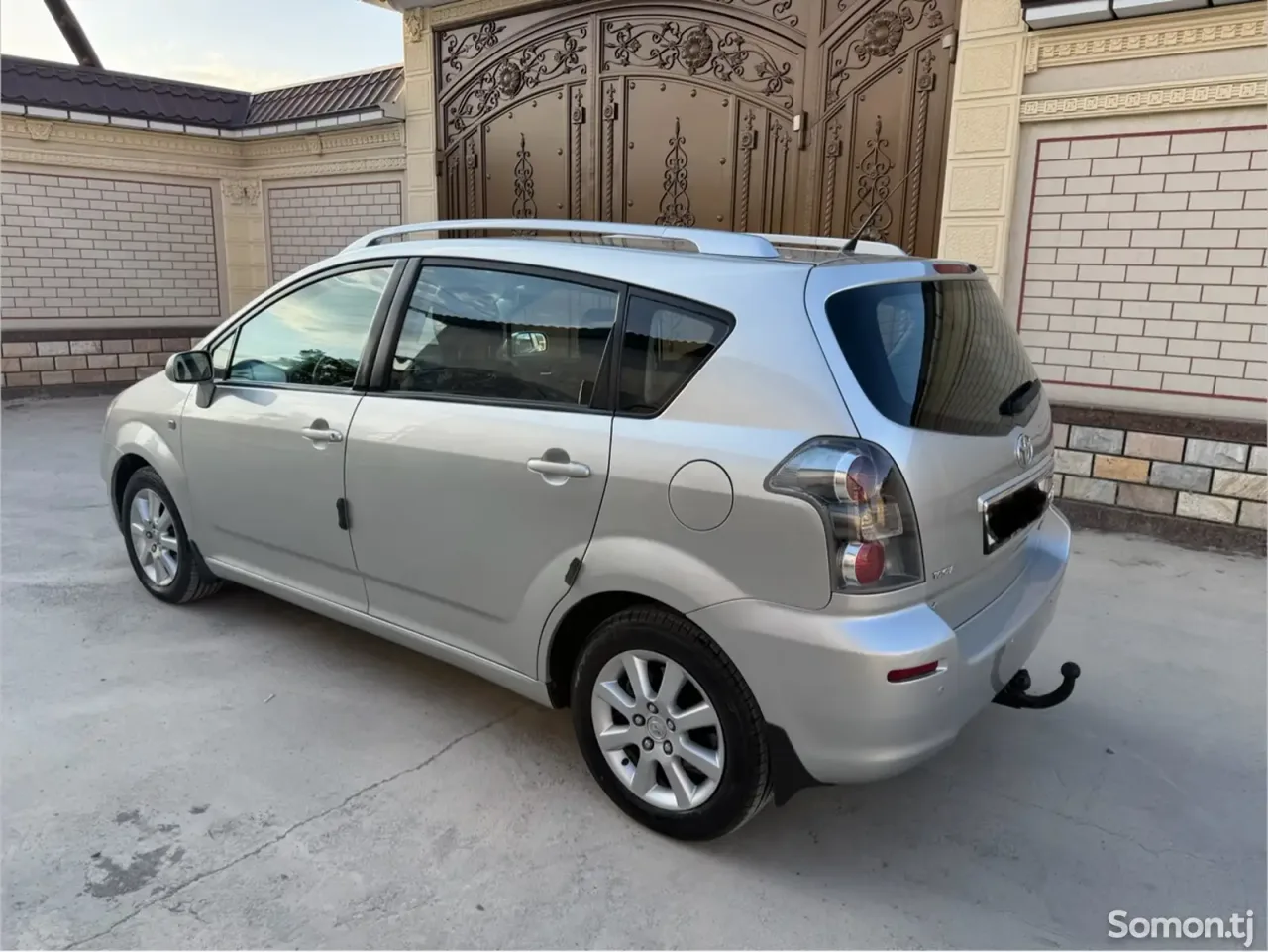 Toyota Corolla Verso 2008 · 2.2 MT