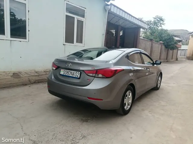 Hyundai Avante 2014 · 1.6 AT