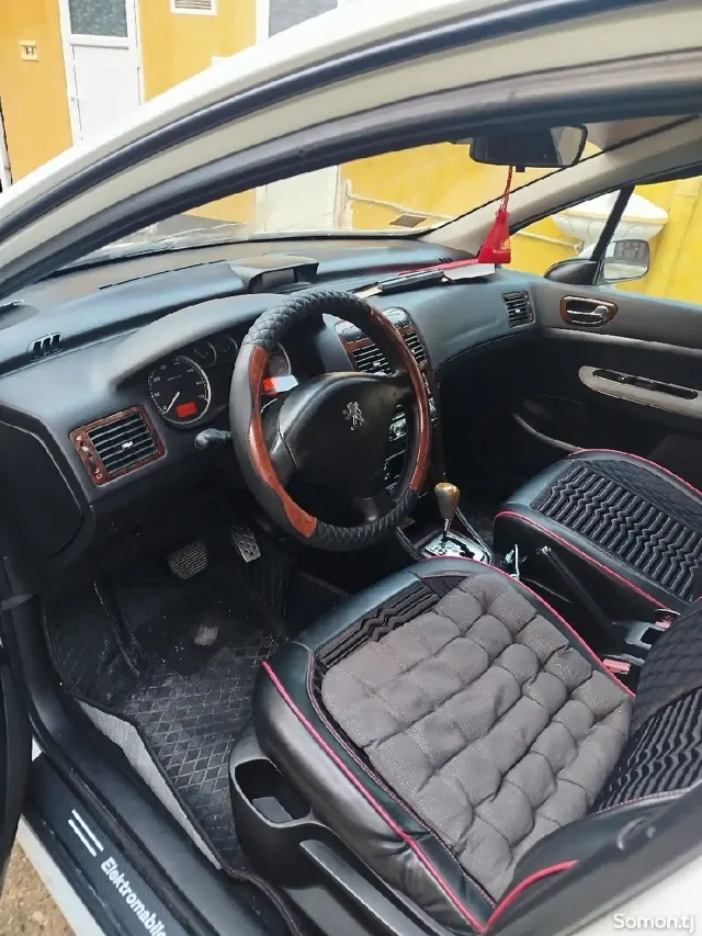 Peugeot 307 2004 · 1.8 AT
