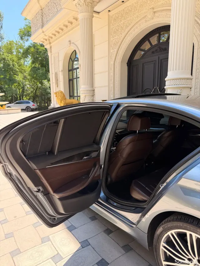BMW 5 series 2017 · 3.0 AT