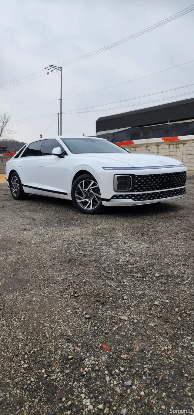 Hyundai Grandeur 2023 · 3.5 AT