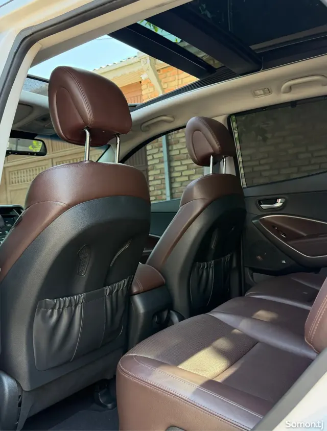 Hyundai Santa Fe 2016 · 2.0 AT