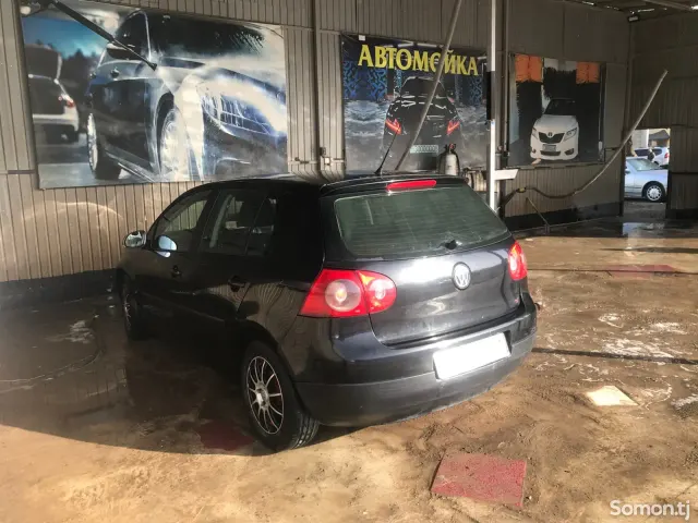 Volkswagen Golf 2007 · 1.9 MT