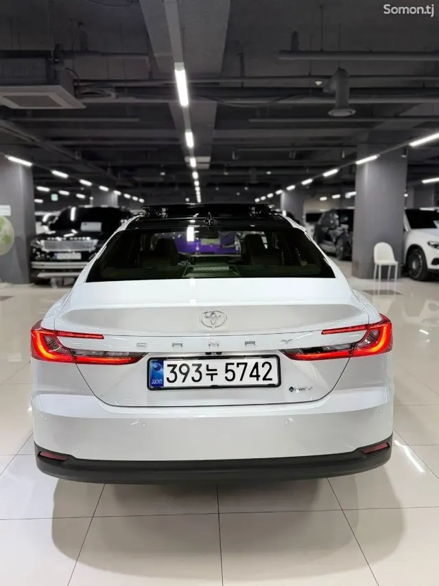 Toyota Camry 2026 · 2.5 AT