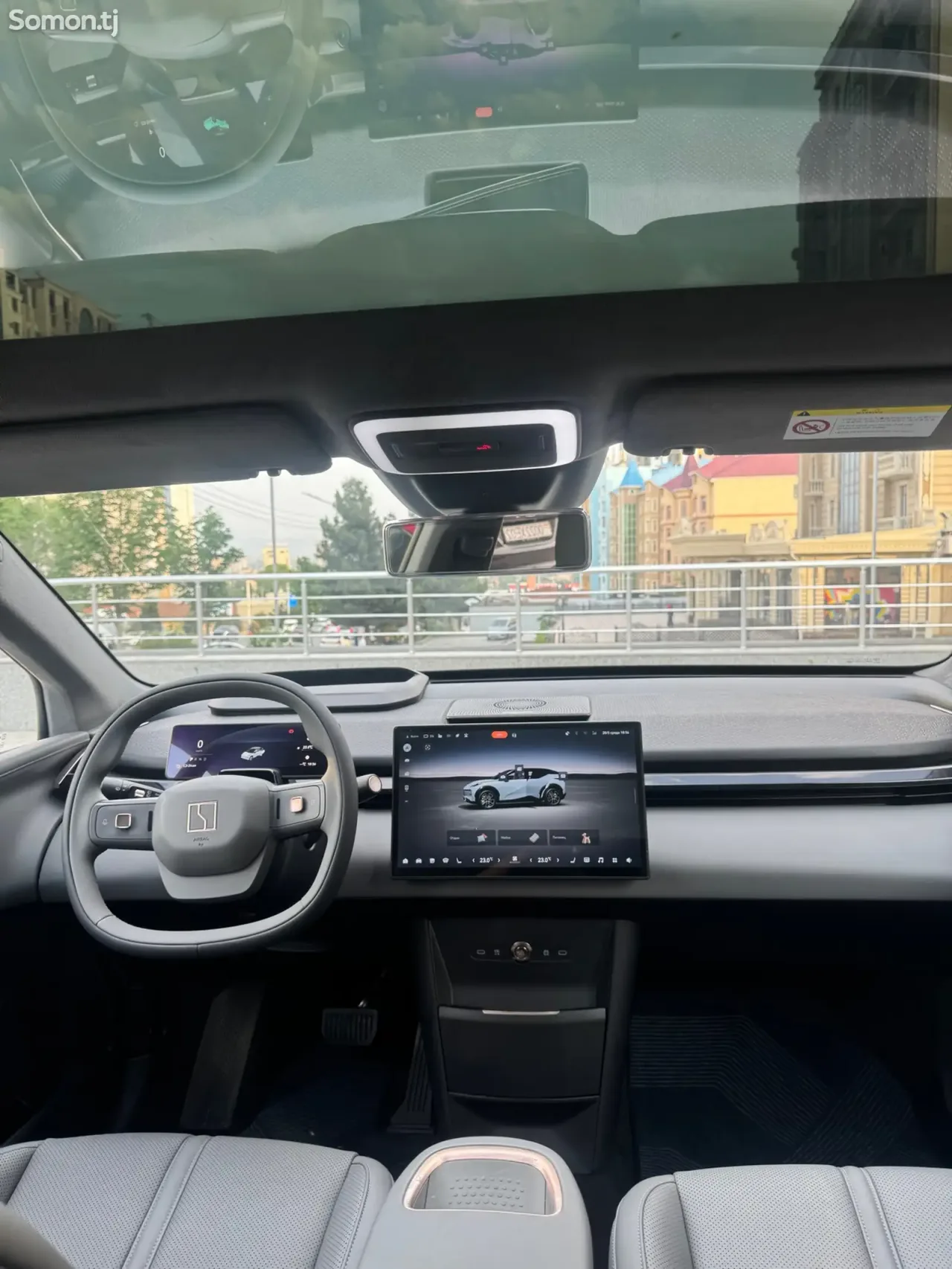Zeekr X 2023 · AT