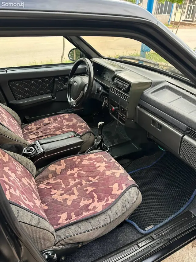 Lada (ВАЗ) 21099 2004 · 1.6 MT