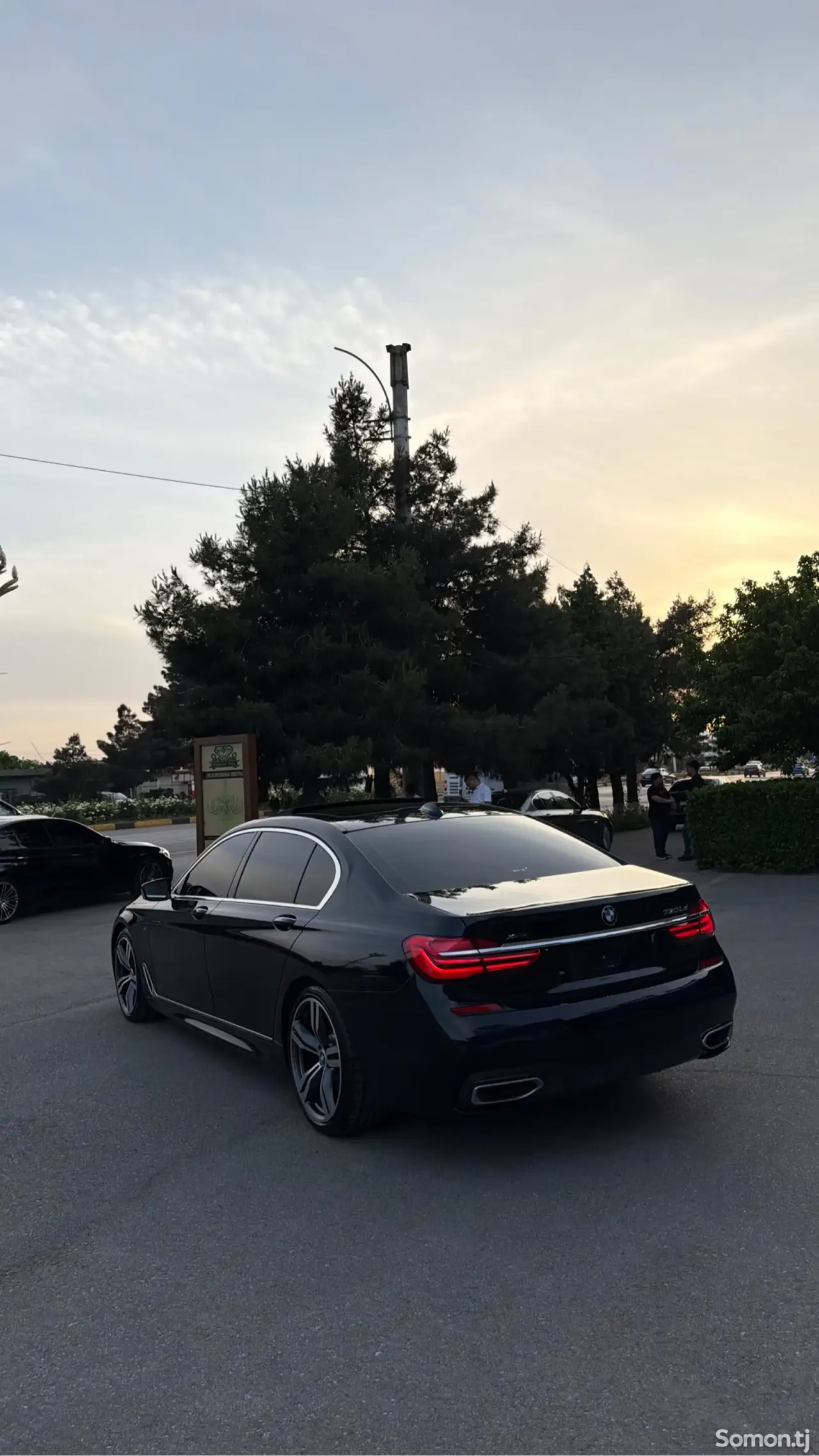 BMW 7 series 2017 · 3.0 AT
