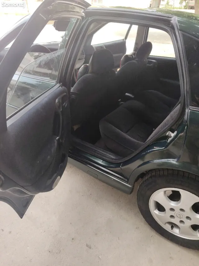 Opel Vectra B 1999 · 1.8 MT