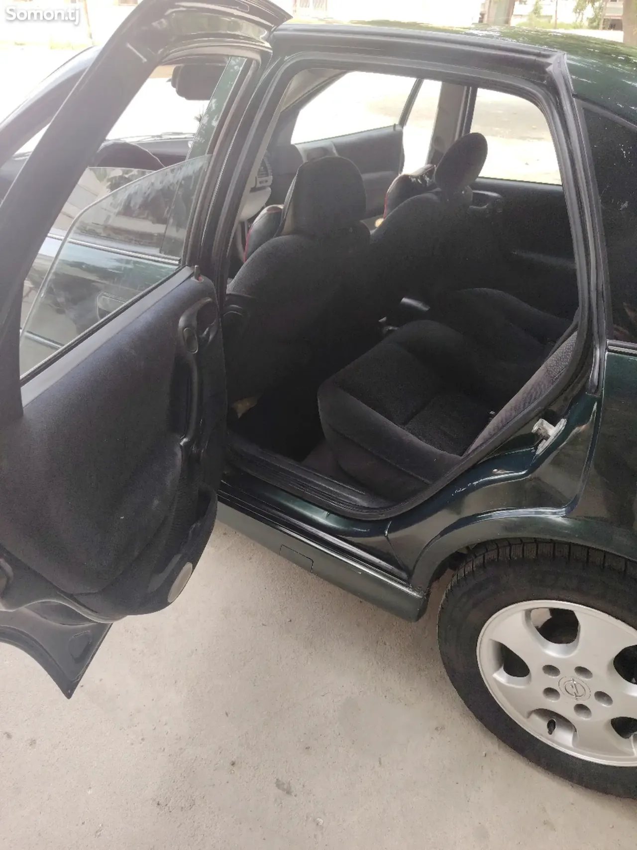 Opel Vectra B 1999 · 1.8 MT