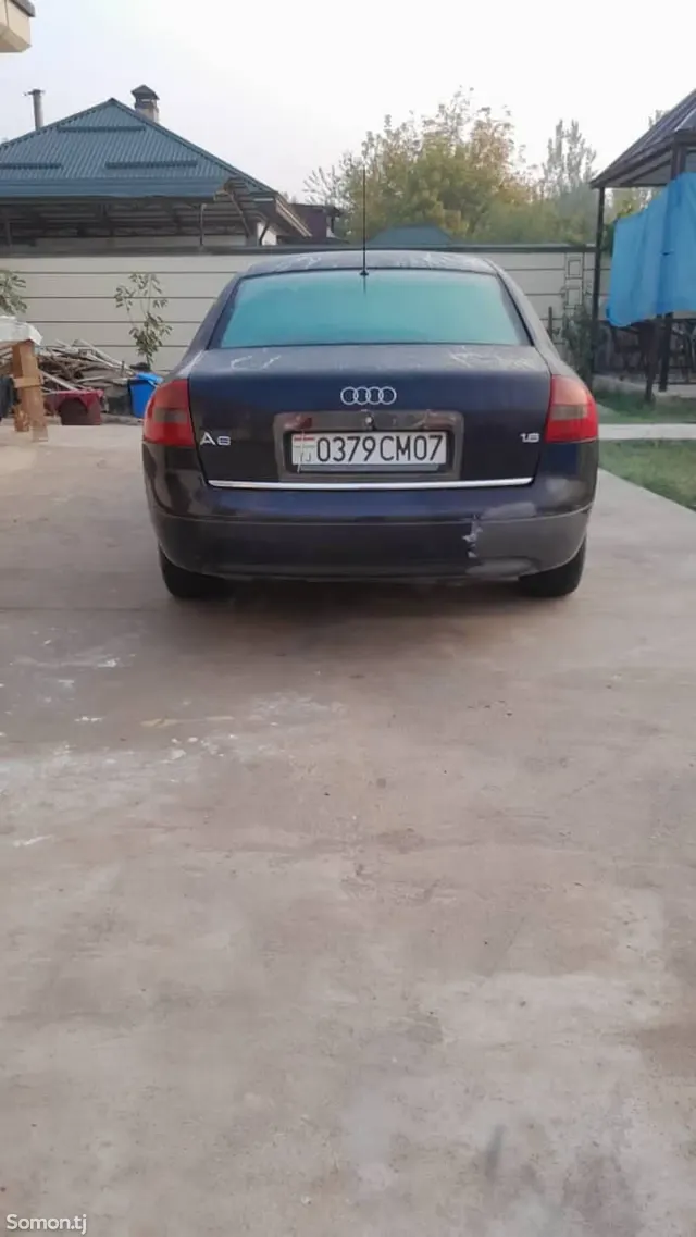 Audi A6 1999 · 1.8 MT