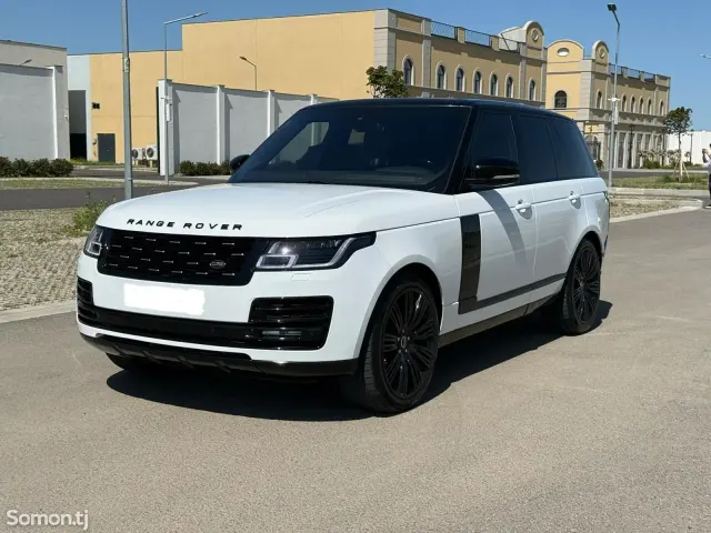 Land Rover Vogue 2017 · 3.0 AT